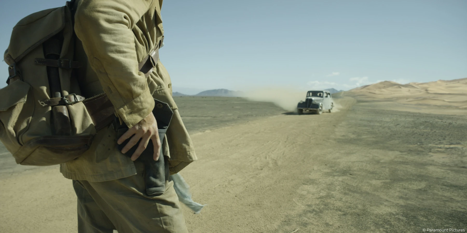  Man and a car coming in desert shot from Raynault vfx 