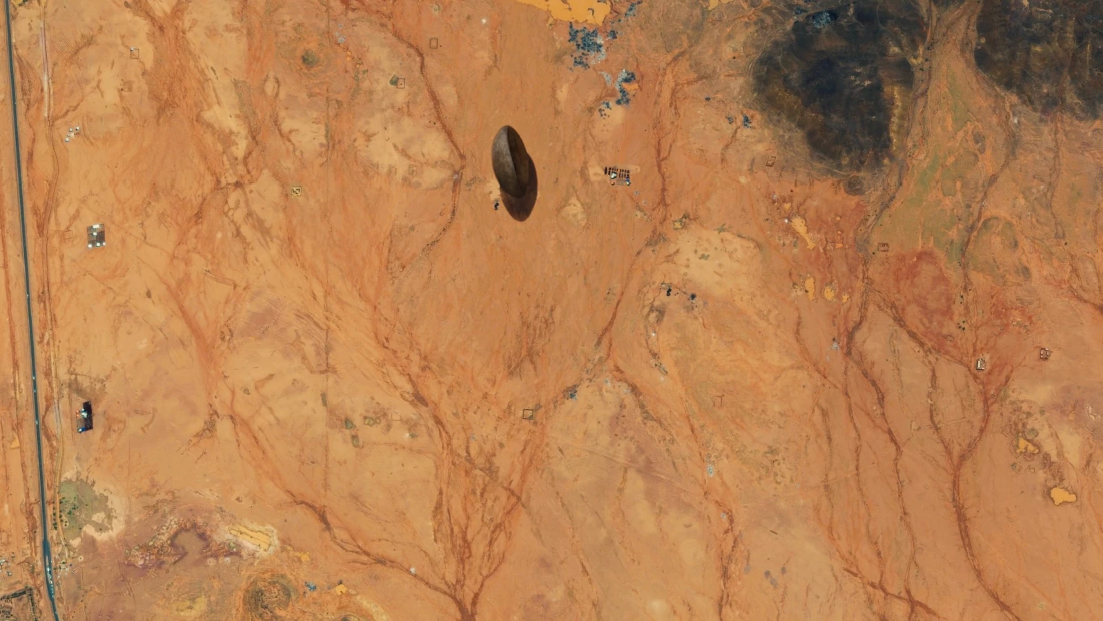  Arrival aerial view spaceship in Sudan Raynault vfx 