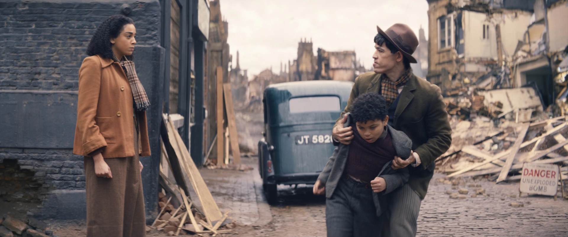blitz film raynault visual effects world war london destruction